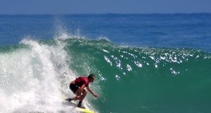 Info Budaya Pantai Sawarna wisata Alam dan Surga bagi pecinta surfing