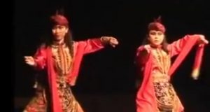 (Image Capture Youtube) Info budaya Bolet Pecinta Tari Ngremo