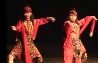 (Image Capture Youtube) Info budaya Bolet Pecinta Tari Ngremo