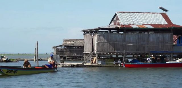 (Image Capture Youtube) info budaya danau tempe rumah terapung