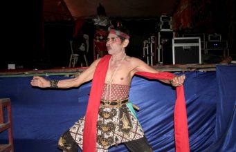 info budaya kesenian Mujiono penyebar tari boletan