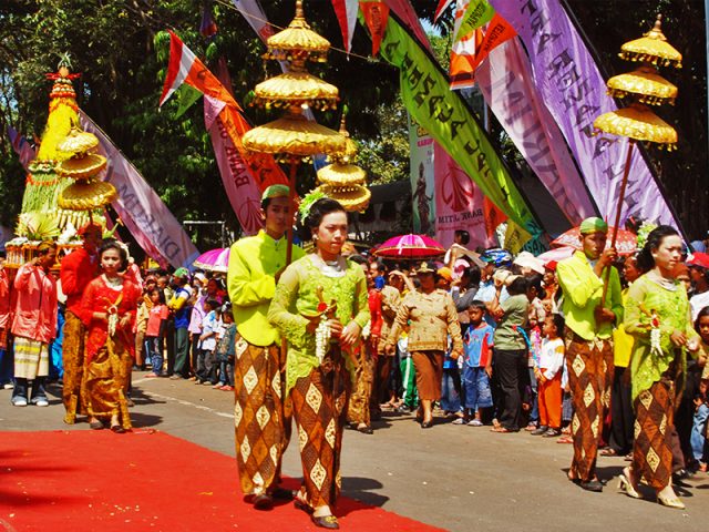 info-budaya-pawai-alegoris