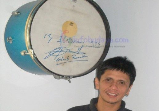 Gilang Ramadhan Jadi drummer mungkin memang karena ayah saya yang seorang seniman